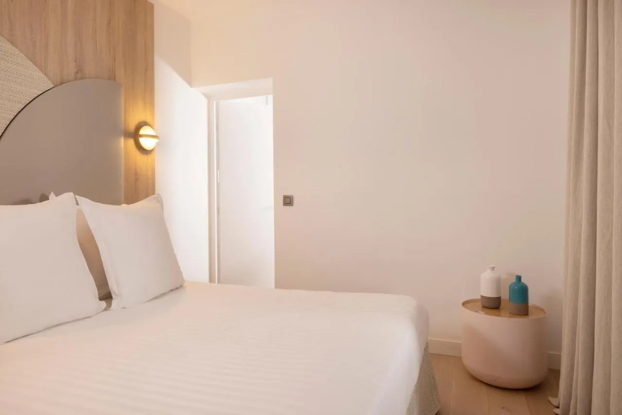 Yuna Blanche - Serviced Apartment *
