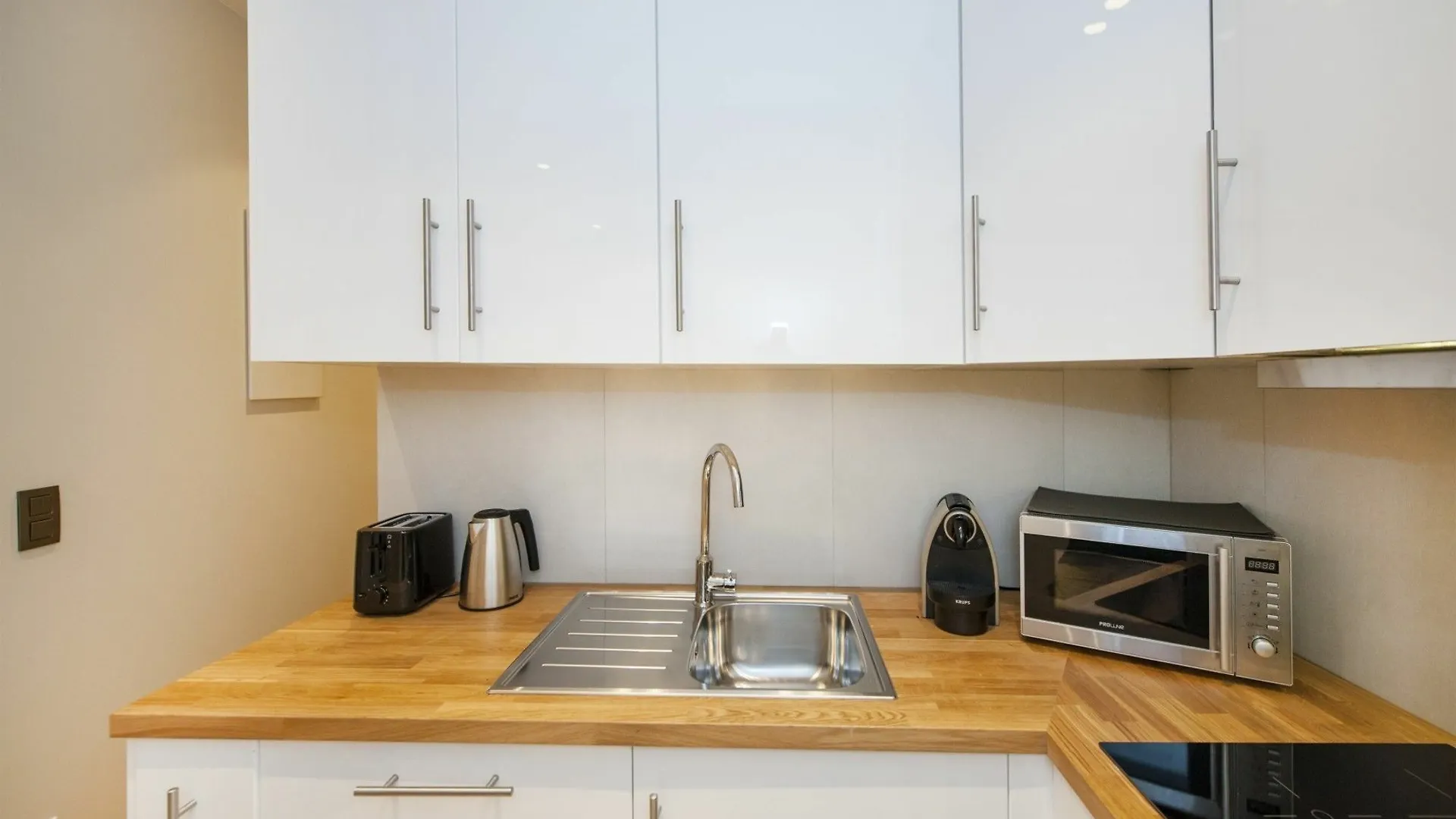 Apartment Yuna Blanche - Serviced Paris